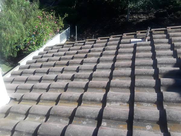 Tile roof in Villa Park, CA